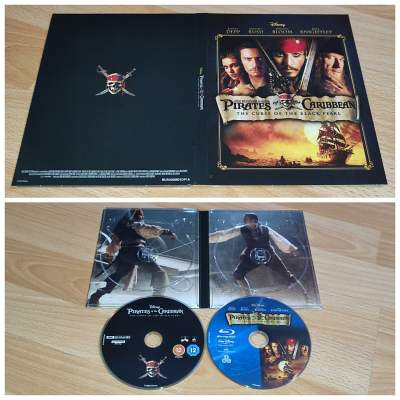 A Karib-tenger kalózai 1. - A fekete gyöngy átka -  (UHD + BD) 
