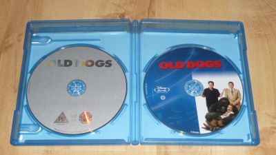 Vén csontok (BD + DVD)
