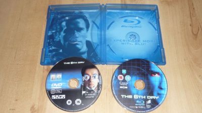A hatodik napon (BD + DVD)
