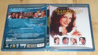 Álljon meg a nászmenet! (BD + DVD)
