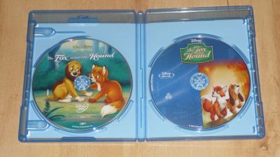 A róka és a kutya (BD + DVD)
