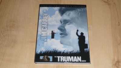 A Truman-show
