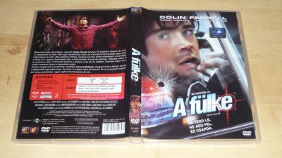 A fülke
