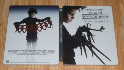 Ollókezű Edward (BD + DVD)
