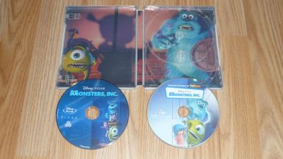 Szörny Rt. (BD + DVD)
