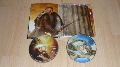 A titánok harca  (BD + DVD)
