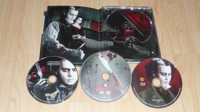 Sweeney Todd - A Fleet Street démoni borbélya - (BD + 2 DVD)
