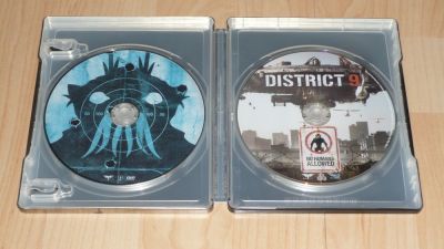 District 9 (BD + DVD)
