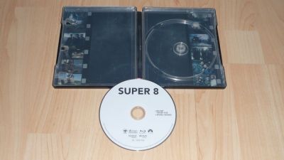 Super 8
