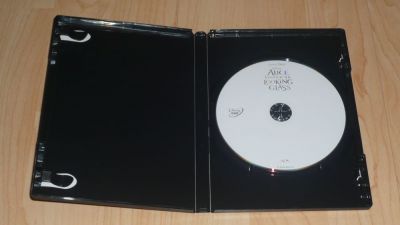 Alice Tükörországban  (2016)
