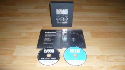 Men In Black trilógia - Sötét zsaruk - (3 UHD + 3 BD)
